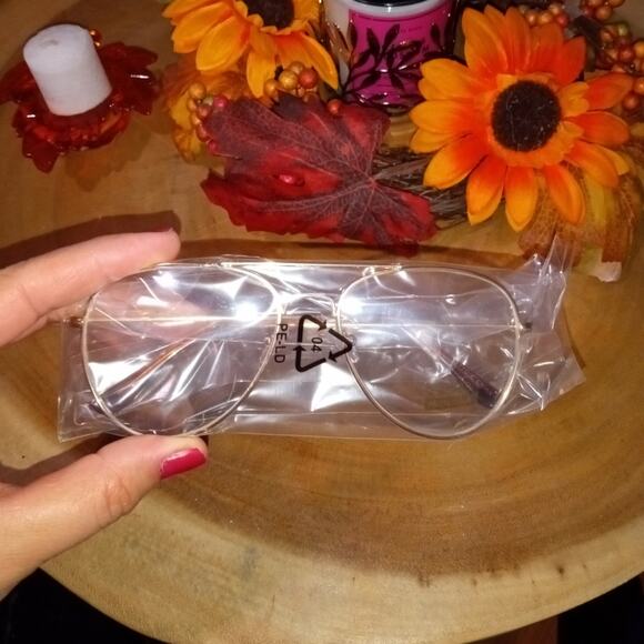 🛑Classic Clear Lens Glasses Vintage Retro Aviator Gold Frame Eyeglasses U… - Picture 7 of 7